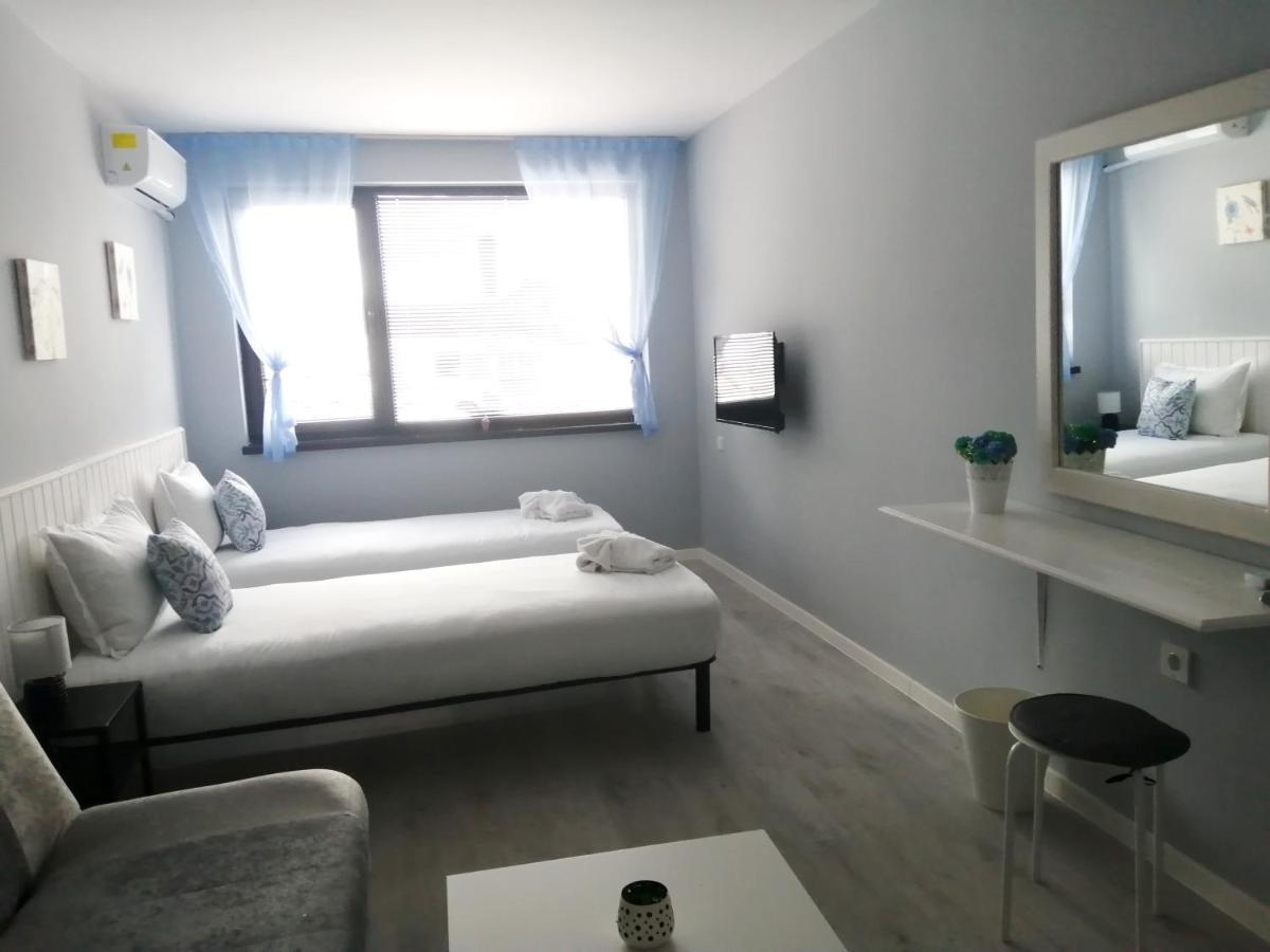 La Piazza Hotel ชูเมน ภายนอก รูปภาพ